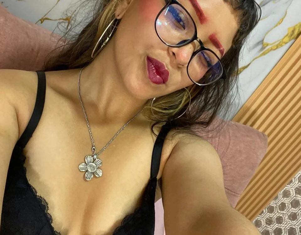 alana_king7's Offline Chat Room