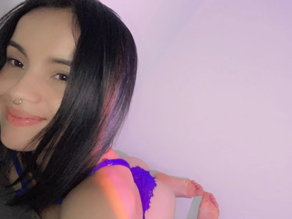 hellen_its1 Chat XXX offline