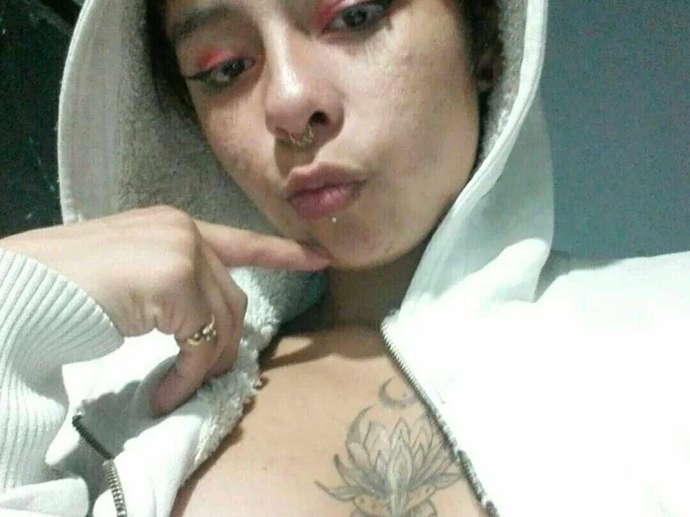 melodydstorm303av's Offline XXX Chat
