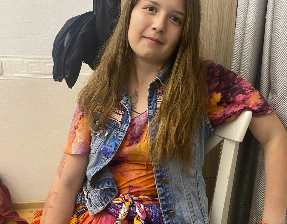 Sessy_Randlind Adlı Modelin Çevrimdışı Sohbet Odası