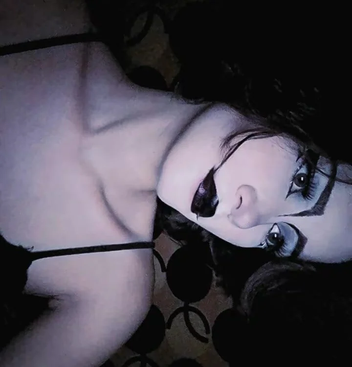 Gasby_8's Offline XXX Chat