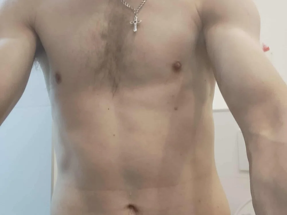 Kamilll94@xh's Offline XXX Chat