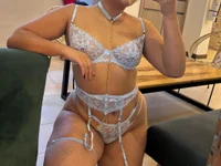 Ale_cams' Offline XXX Chat