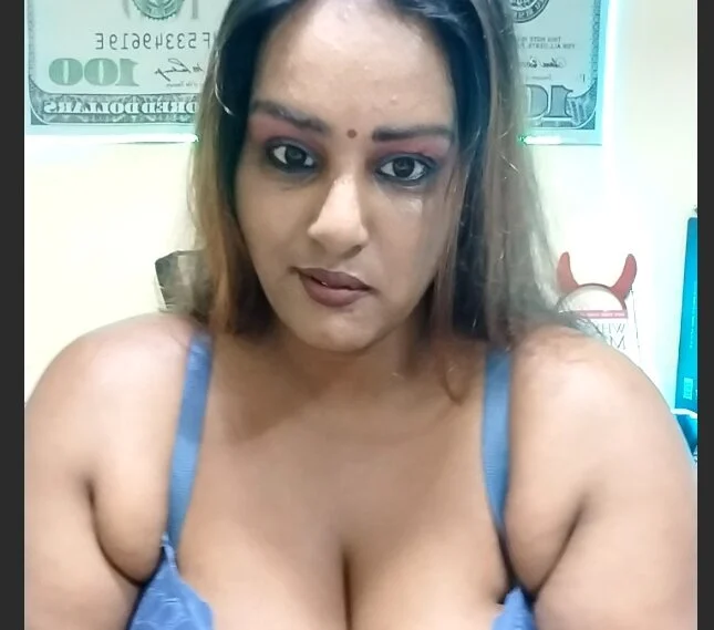 Онлайн чат XXX Foxybaby420