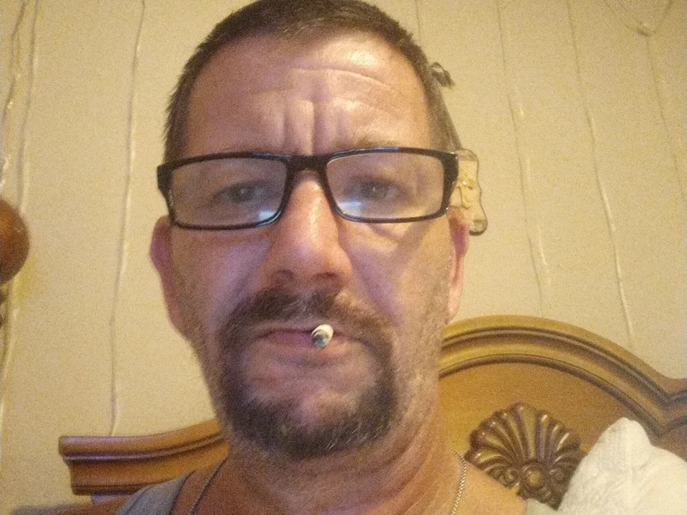 pault1971's Offline Chat Room