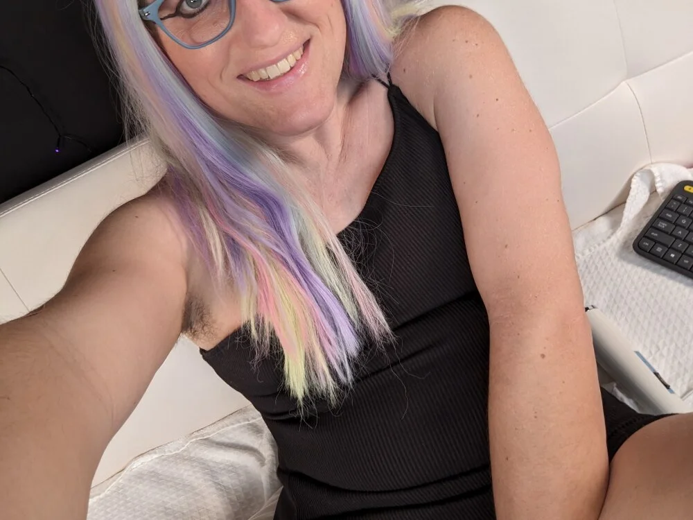 GoddessCayenne's Offline XXX Chat