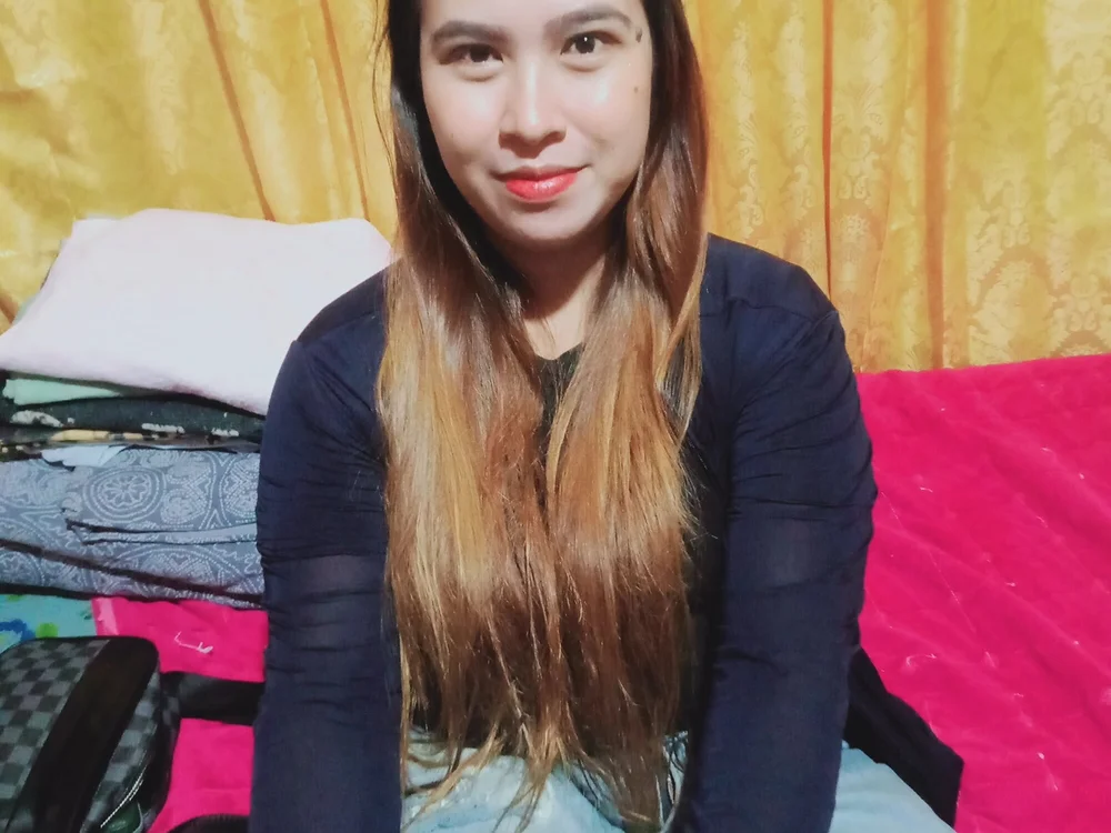 kween_pinay's Offline Chat Room
