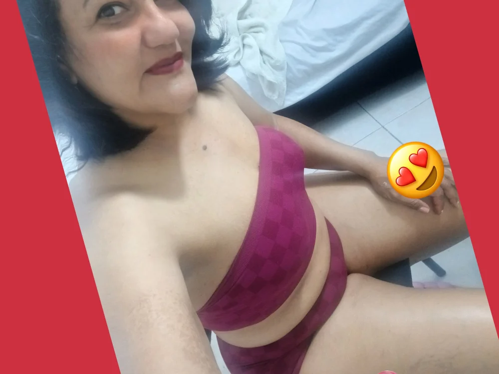 saraladys' Offline XXX Chat