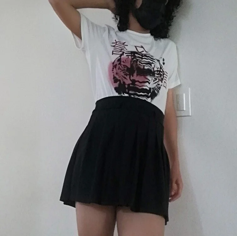 Charly_femboy69 Offline XXX-chat