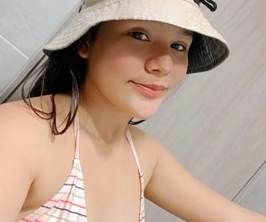 SerenaValecrest 离线XXX聊天