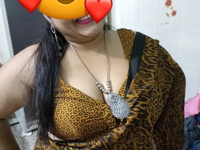 Indian-hotm-Neha profile