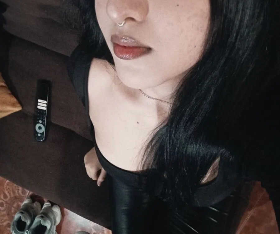 ห้องแชทออฟไลน์ของ veronica_brooklyn