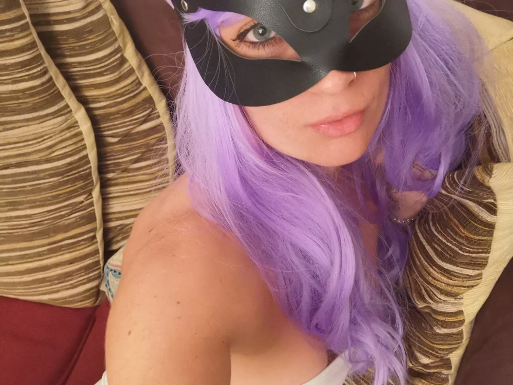Offline chatovací místnost Lady_Violet_