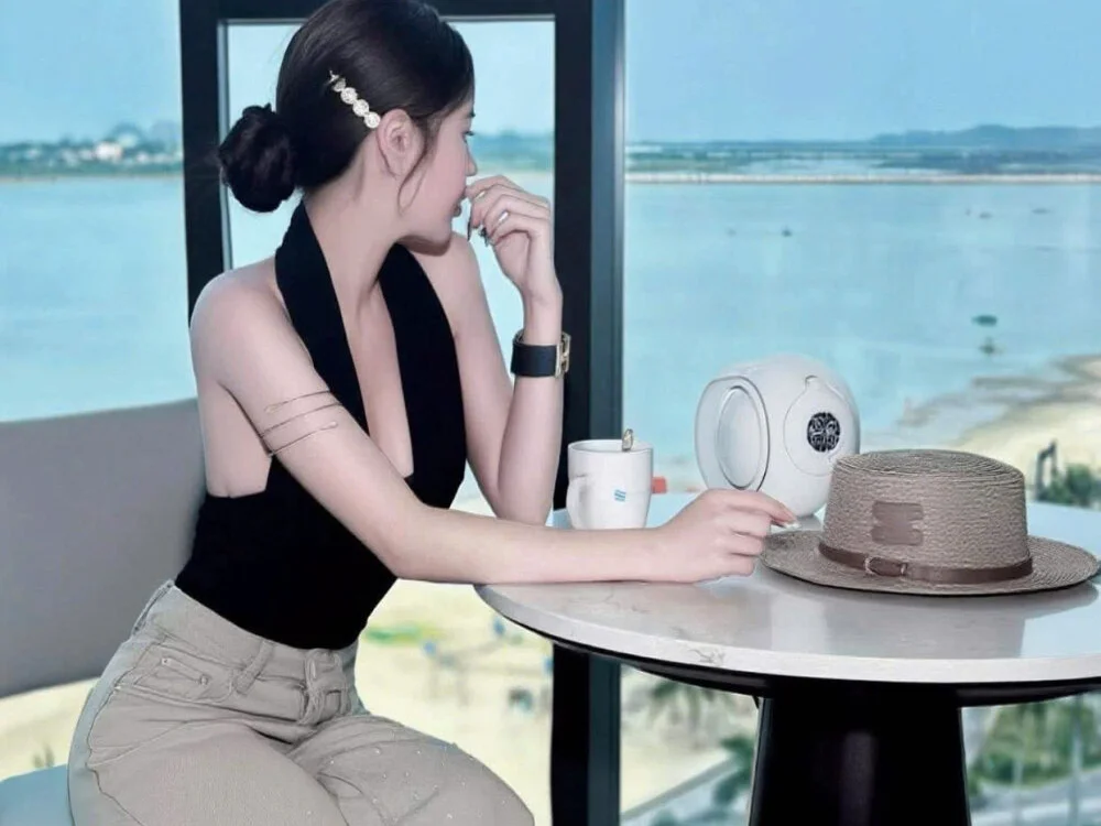 Lina_sex2k offline XXX-chatje