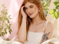 Juli_Ginger Chat XXX live