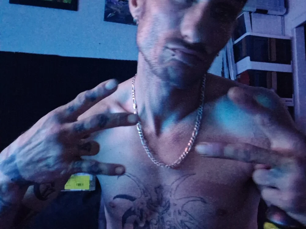 Chatroom XXX hors ligne de azrider480