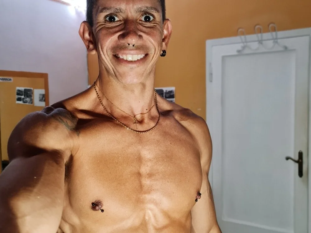 _menta: συνομιλία ΧΧΧ εκτός σύνδεσης