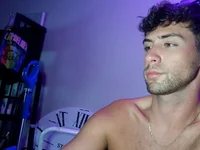 Graysontaylor@xh live XXX chat