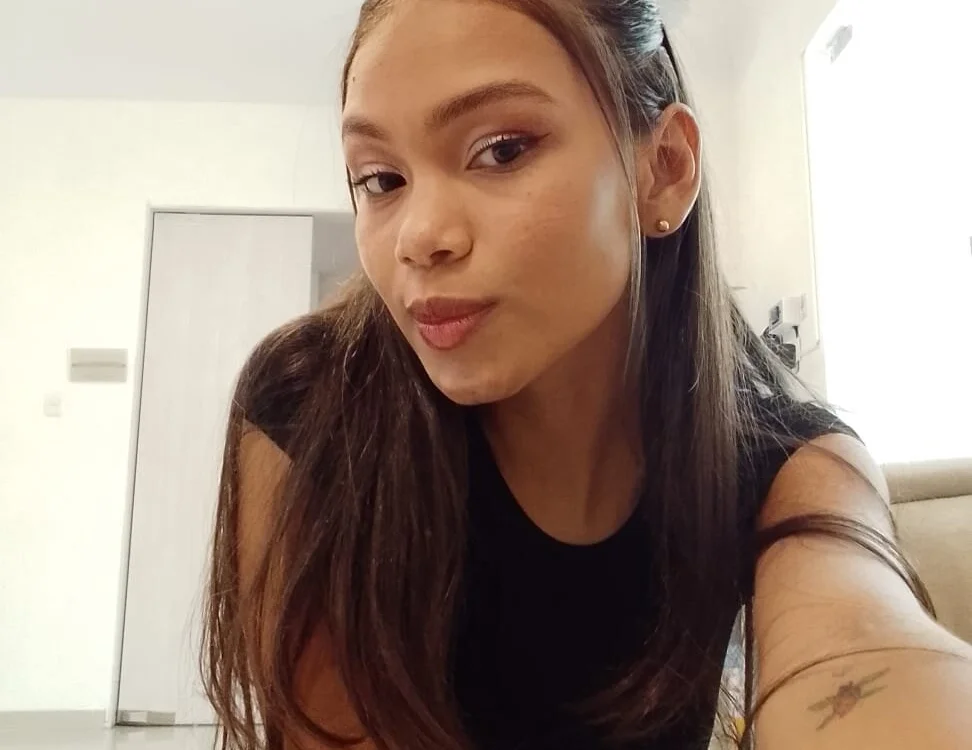 Nina_ponse offline chatrum