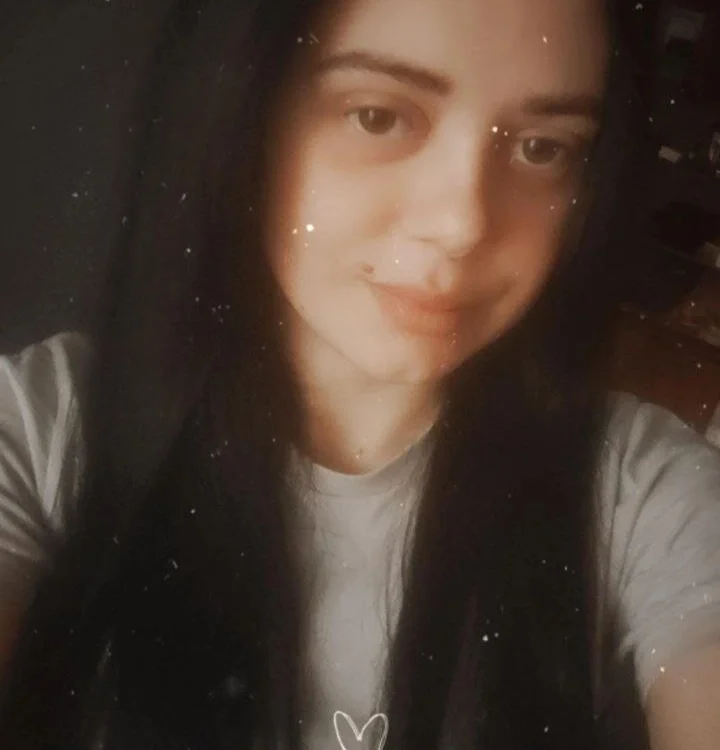 DinaGold222's Offline XXX Chat