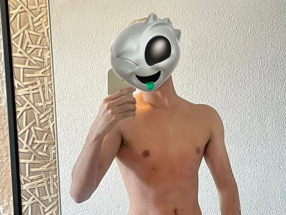 Shua20's Offline Chat Room