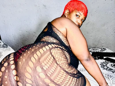 SweetBedroomEyez on StripChat