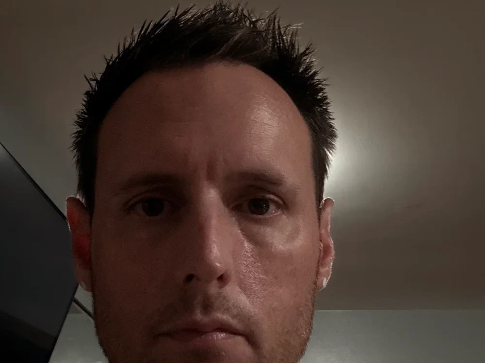 Akin45: офлайн-секс-чат