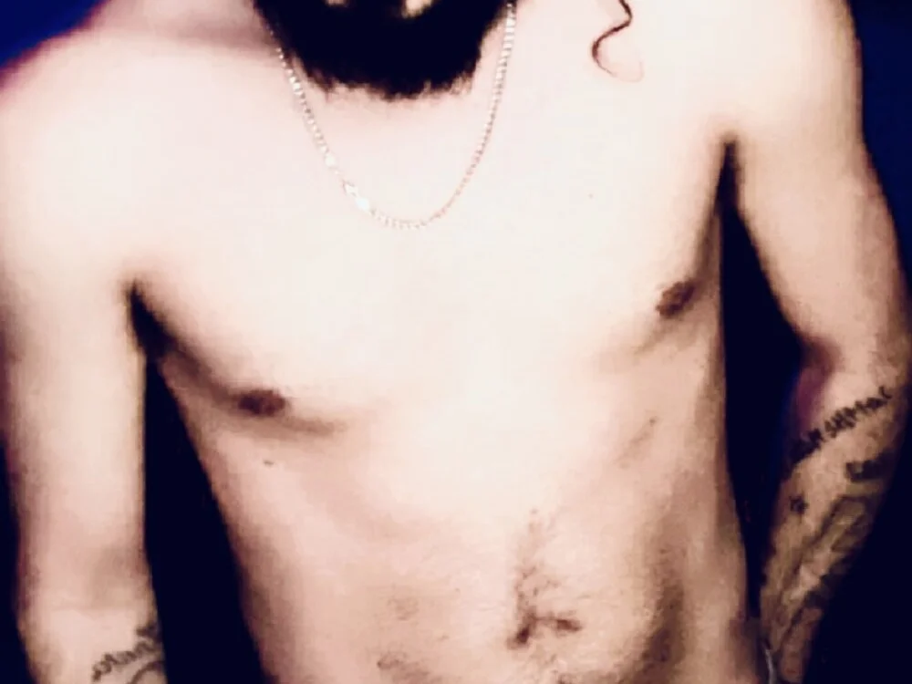 دردشة BROKEBOY707 الجنسية دون اتصال