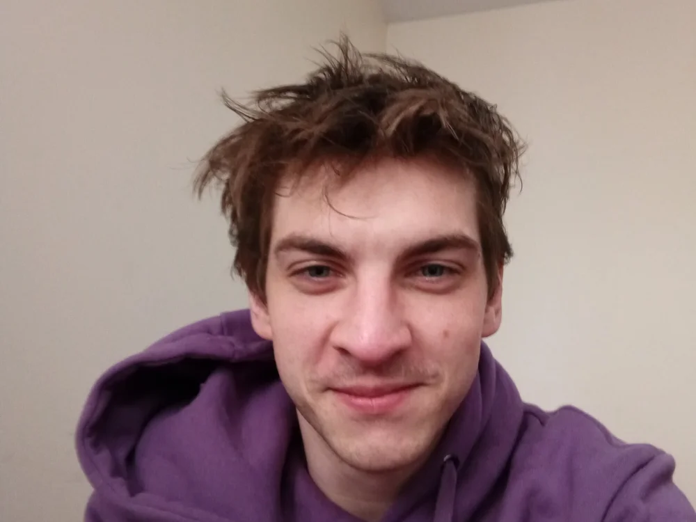 Newuser126's Offline Chat Room