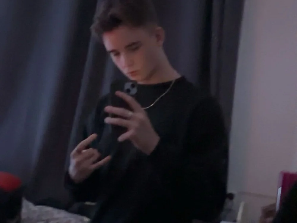 Flensost Chat XXX offline