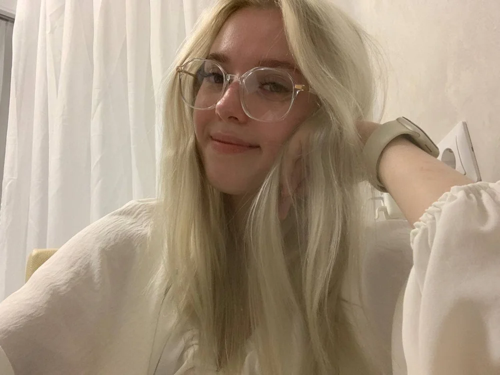 Nicoletallin's Offline XXX Chat