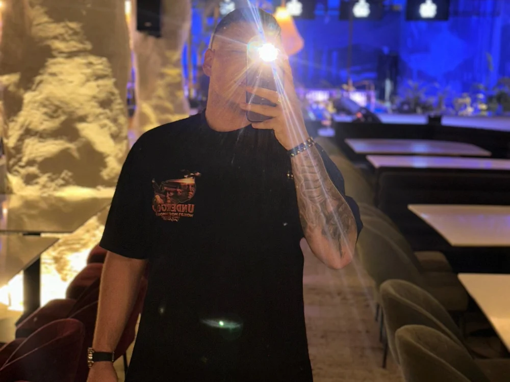 Alex-Stone Offline Chatraum