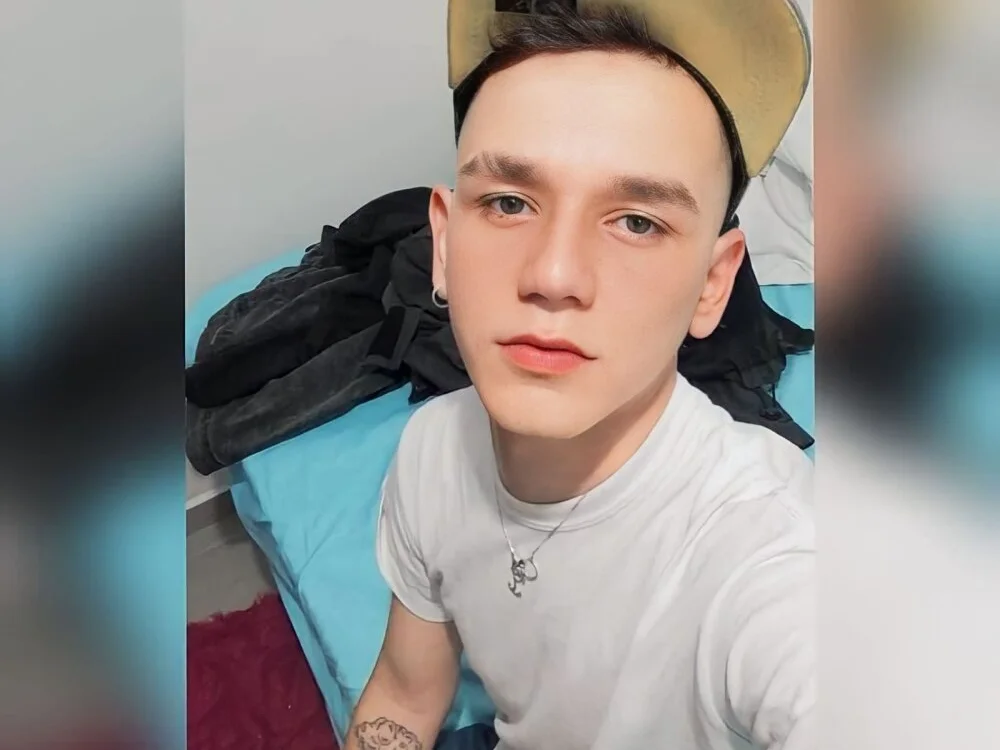 weshbromws Chat XXX offline