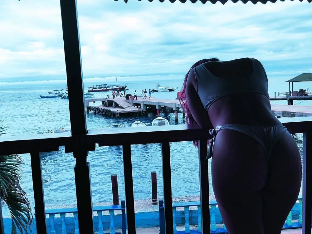 clara_9 Offline Chatraum