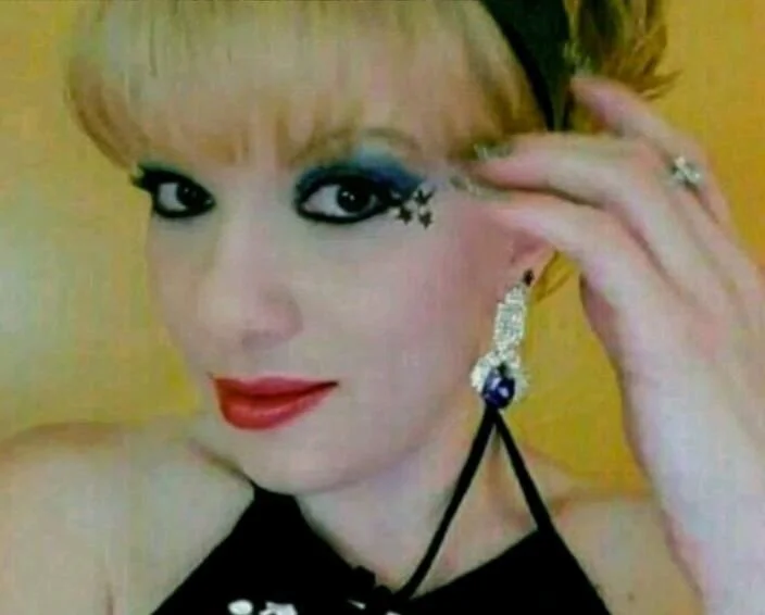 StarBarbie's Offline Chat Room