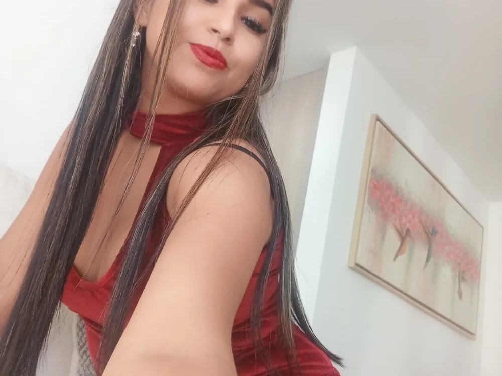 cloe_eevans অফলাইন XXX চ্যাট