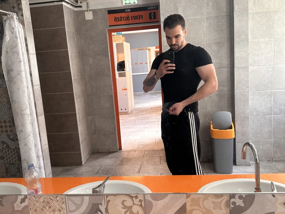 trylee's Offline XXX Chat