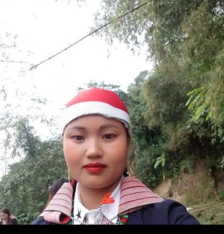 -Liuen- Chat XXX offline