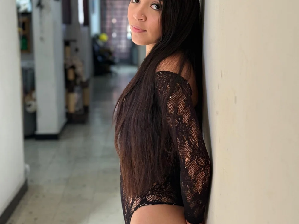 iamCharlotte19's Offline XXX Chat