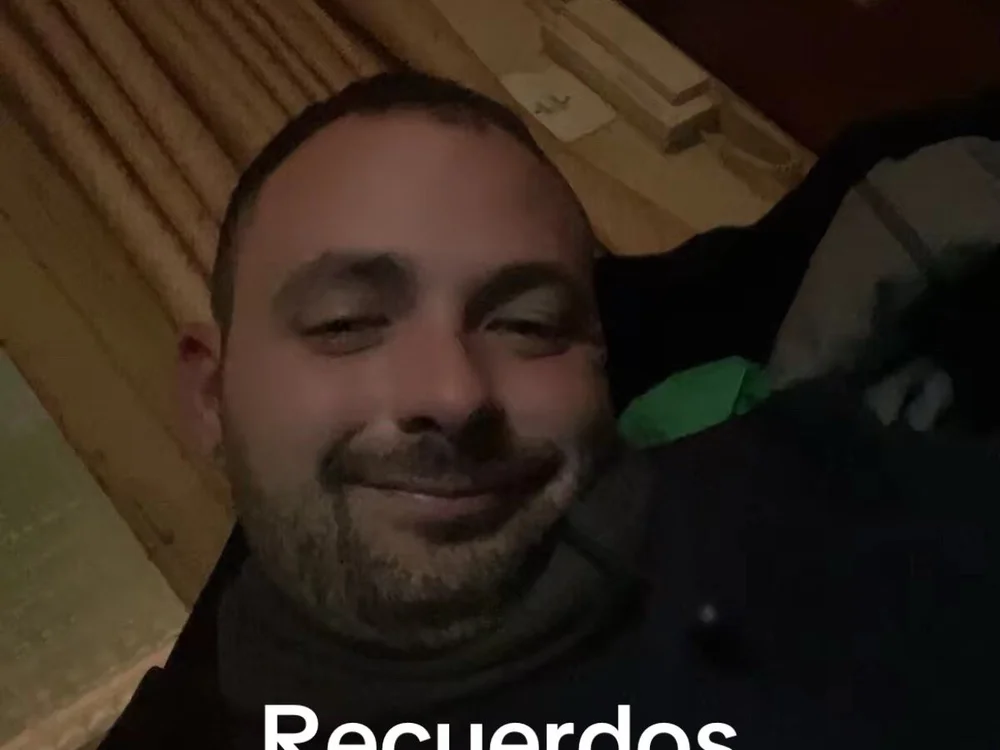 BubonicClutter's Offline Chat Room