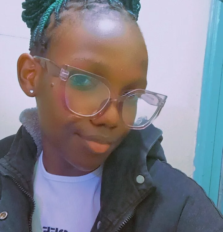 Njeri12's Offline Chat Room