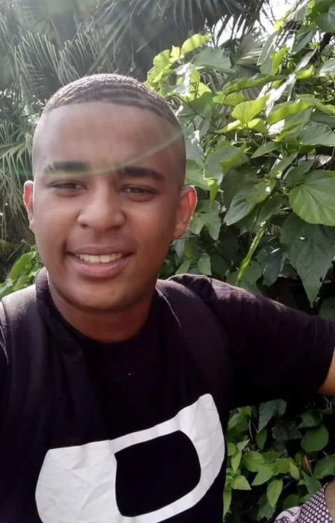 Izacutan Chat XXX offline