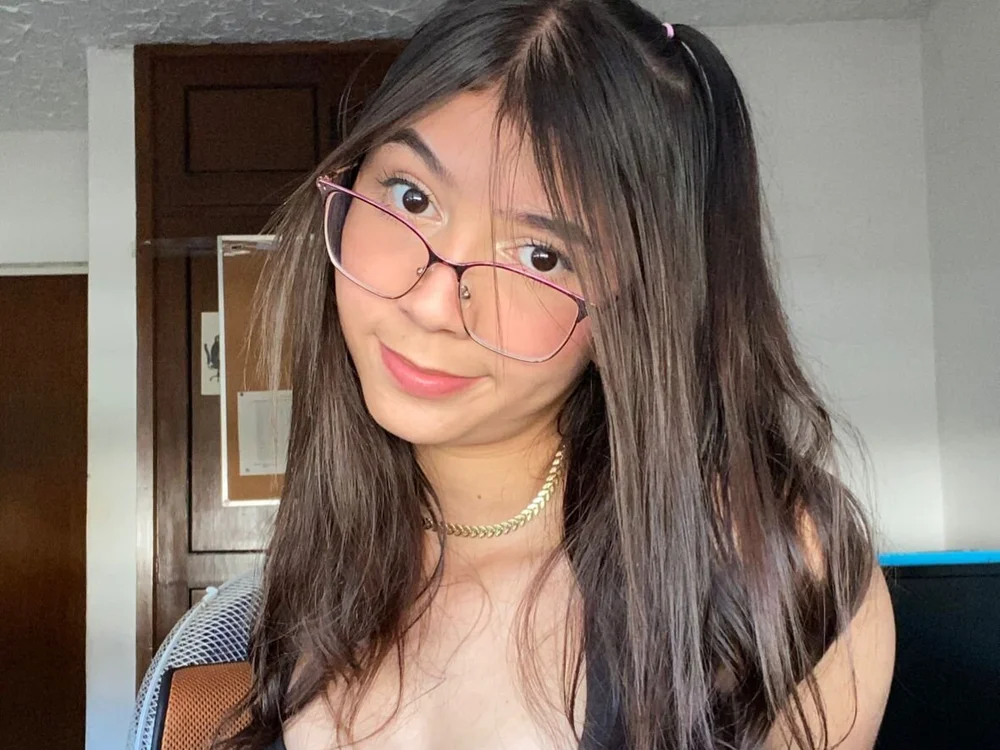 Kendall_River's Offline XXX Chat
