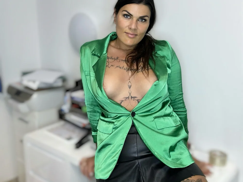 Luna_Blaze offline chatrum