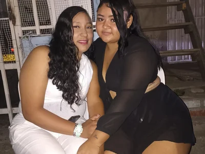 AllisonxLaura - Couple 