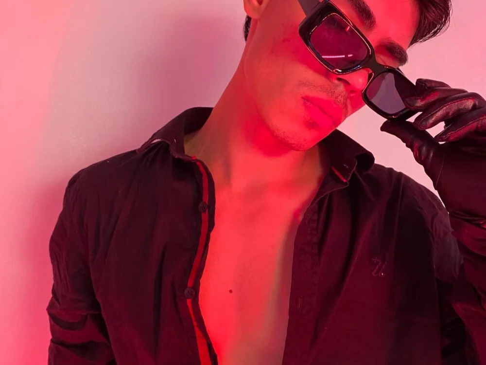 subarashi_ishi69 Offline XXX-chat