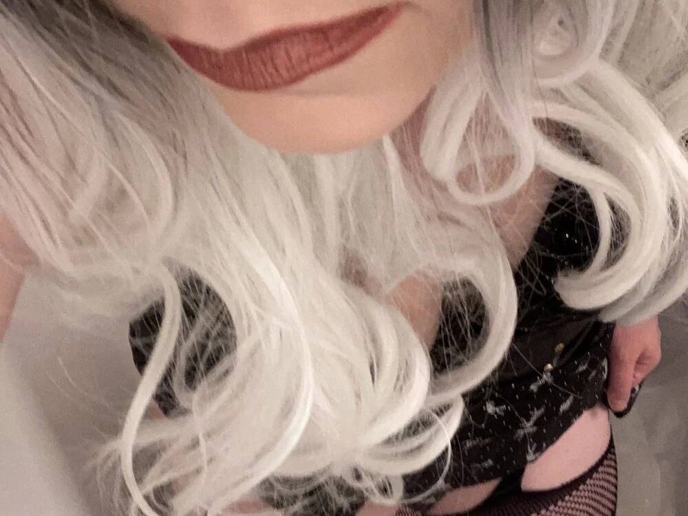 GhostHeartBeauty's Offline XXX Chat