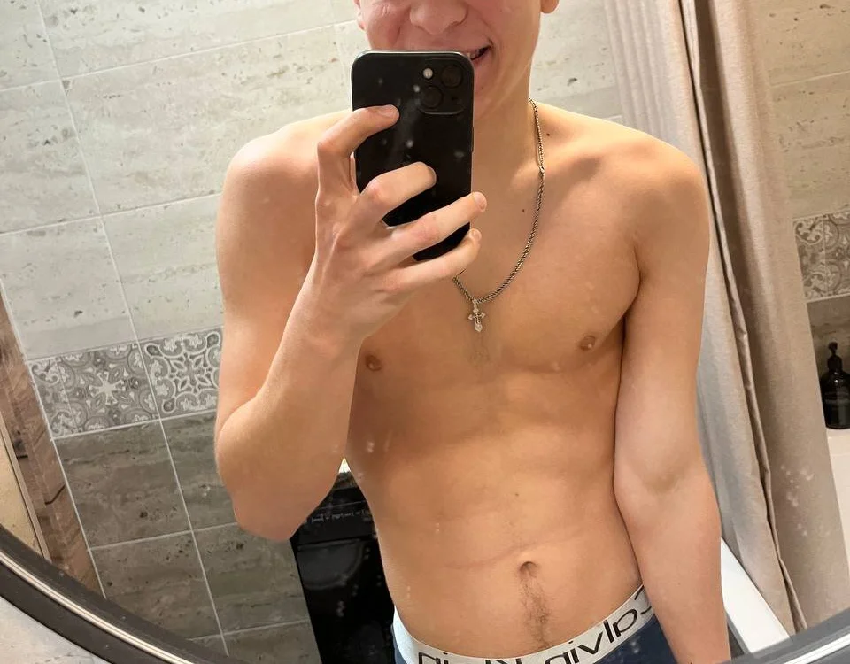 Honey_Mickey offline chatrum