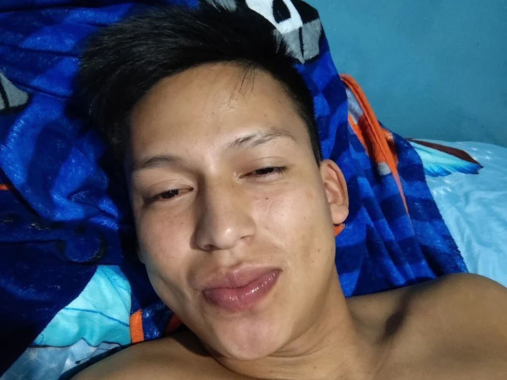 Pecaditoxxx offline chatrum