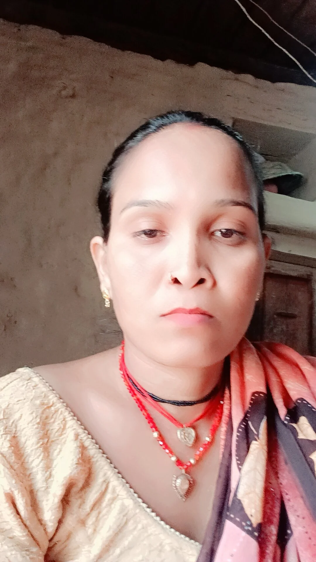 Vineeta_hot10 cover photo